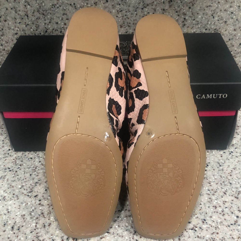 🆕 Vince Camuto Leather Ballet Flats- Snake Leopard - Picture 5 of 7